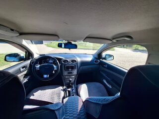 2010 Ford Focus II Рестайлинг, серебристый, 790000 рублей, вид 5