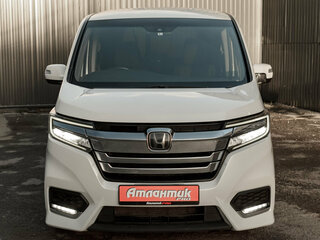 2019 Honda Stepwgn Spada V Рестайлинг, белый, 2190000 рублей, вид 2