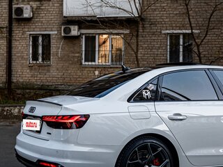 2021 Audi A4 45 TFSI V (B9) Рестайлинг, белый, 3650000 рублей, вид 4