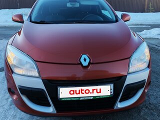 2011 Renault Megane III, оранжевый, 850000 рублей, вид 2