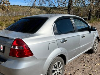 2008 Chevrolet Aveo I Рестайлинг, серебристый, 320000 рублей, вид 3