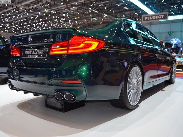 2017 Alpina D5 G30/G31, зелёный, 14000000 рублей - вид 4