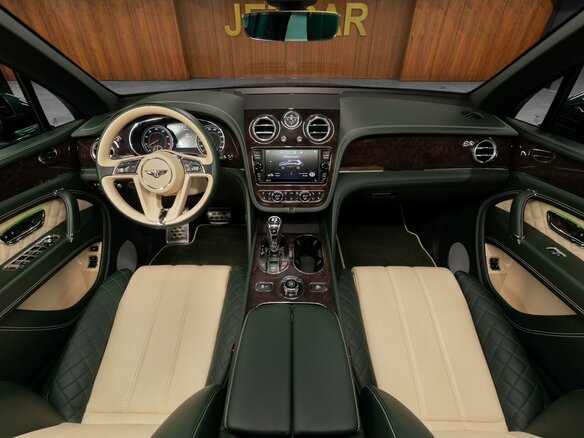 2018 Bentley Bentayga I, зелёный, 14990000 рублей - вид 30