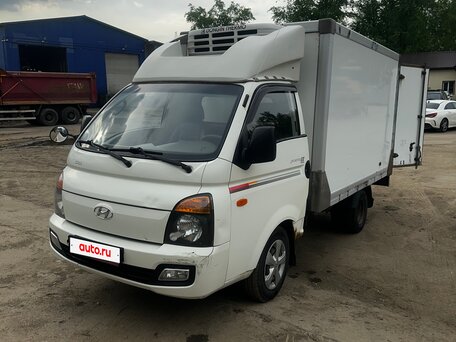 2013 Hyundai Porter II, белый, 1100000 рублей, вид 1