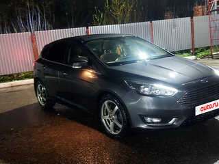 2015 Ford Focus III Рестайлинг, серый, 970000 рублей, вид 2