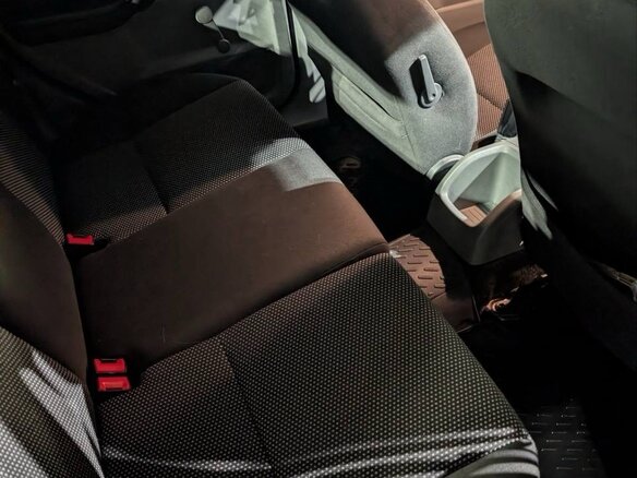 2011 Ford Focus II Рестайлинг, чёрный, 640000 рублей - вид 9