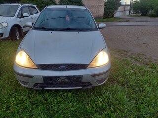 2003 Ford Focus I Рестайлинг, серебристый, 180000 рублей, вид 1