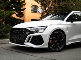 2023 Audi RS 3 III (8Y), белый, 8800000 рублей, вид 2