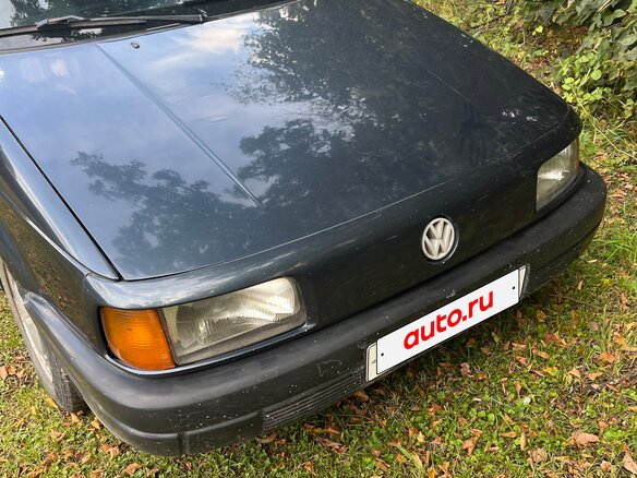 1992 Volkswagen Passat B3, синий - вид 1