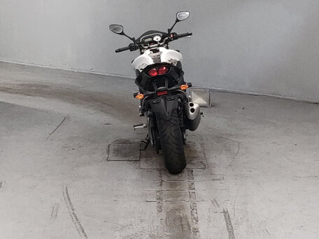 2013 Yamaha FZ8, белый, 440000 рублей, вид 4