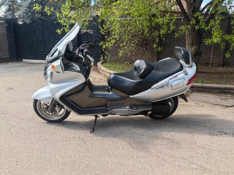 2004 Suzuki Burgman (SkyWave) 650, серебристый, 365000 рублей, вид 3