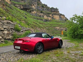 2021 Mazda Roadster IV (ND), красный, 2350000 рублей, вид 3