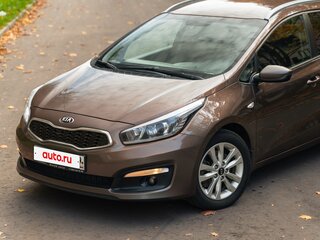 2017 Kia Ceed II Рестайлинг, коричневый, 1550000 рублей, вид 3