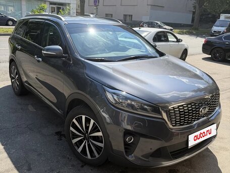 2019 Kia Sorento III Prime Рестайлинг, серый, 2990000 рублей, вид 1