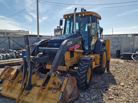 2012 John Deere 325K, жёлтый, 4000000 рублей, вид 1