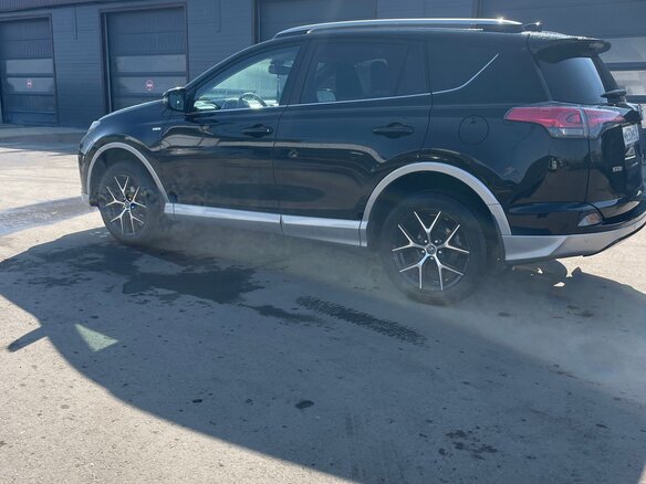 2016 Toyota RAV4 IV (XA40) Рестайлинг, чёрный, 2550000 рублей - вид 3