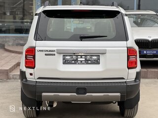 2026 Toyota Land Cruiser Prado 250 Series, белый, 11290000 рублей, вид 5