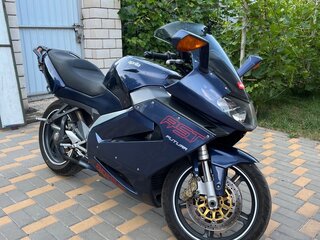 Aprilia RST 1000 Futura
