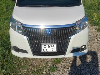 2014 Toyota Noah III (R80), белый, 1730000 рублей, вид 1
