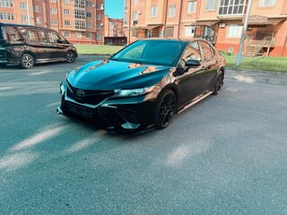 2021 Toyota Camry US Market VIII (XV70) Рестайлинг, чёрный, 3150000 рублей, вид 3