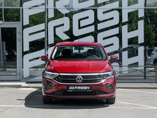 2021 Volkswagen Polo VI, красный, 1200000 рублей, вид 3