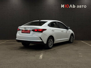 2020 Hyundai Solaris II Рестайлинг, белый, 1340000 рублей, вид 5