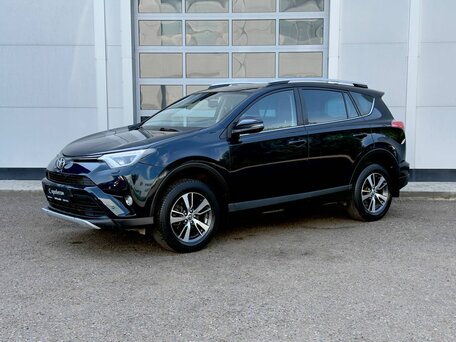 Toyota RAV4 IV (XA40) Рестайлинг
