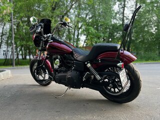 2017 Harley-Davidson Street Bob, красный, 1060000 рублей, вид 5