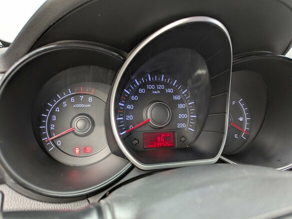 2014 Kia Rio 5-speed III, белый, 699000 рублей - вид 22