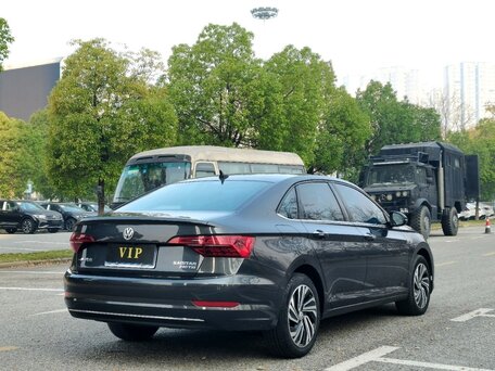 2022 Volkswagen Sagitar III Рестайлинг, серый, 1650000 рублей, вид 5