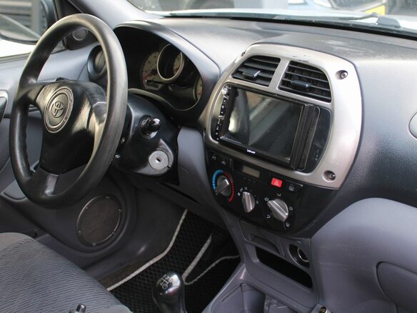 2001 Toyota RAV4 II (XA20), серый, 479000 рублей - вид 8