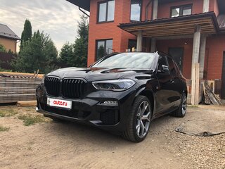 2019 BMW X5 40i IV (G05/G18), чёрный, 9000000 рублей, вид 3