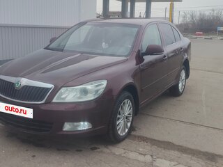 2012 Skoda Octavia II (A5) Рестайлинг, красный, 700000 рублей, вид 2