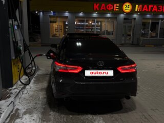 2023 Toyota Camry VIII (XV70) Рестайлинг, чёрный, 3500000 рублей, вид 2