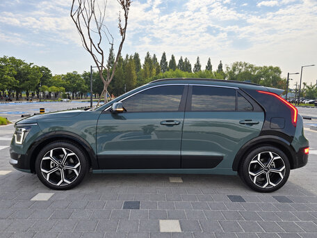 2023 Kia Niro II, зелёный, 1760000 рублей, вид 2