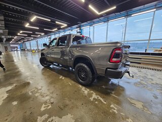 2018 Ram 1500 Crew Cab IV (DS/DJ), серый, 5350000 рублей, вид 5