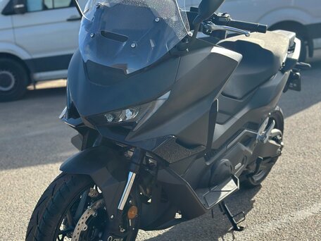 2026 Honda Forza, чёрный, 1699900 рублей, вид 3