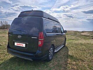2019 Hyundai Grand Starex I Рестайлинг 2, чёрный, 4400000 рублей, вид 4
