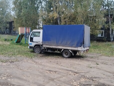 1992 Nissan Atlas, белый, 853000 рублей, вид 2