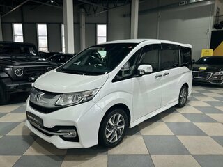 2015 Honda Stepwgn V, белый, 1649000 рублей, вид 1