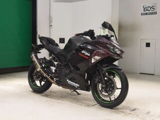 2018 Kawasaki Ninja 400, чёрный, 375000 рублей, вид 3