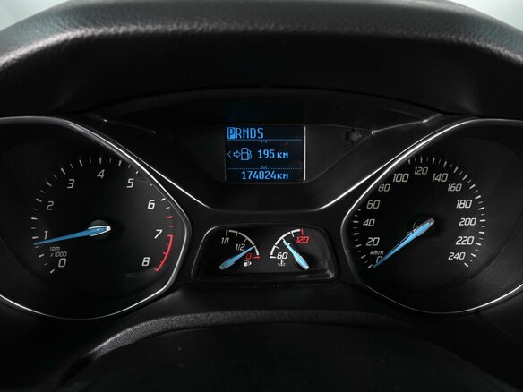 2014 Ford Focus III, серый, 880000 рублей - вид 16