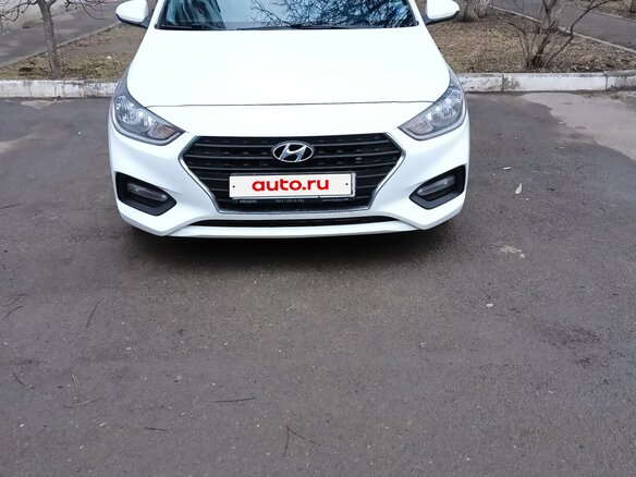 2017 Hyundai Solaris II, белый, 1300000 рублей - вид 1
