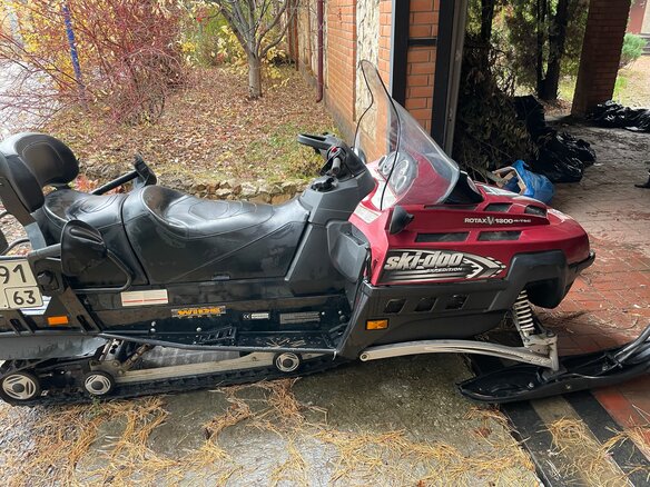 2006 BRP Ski-Doo Expedition 1300, красный, 1300000 рублей - вид 2