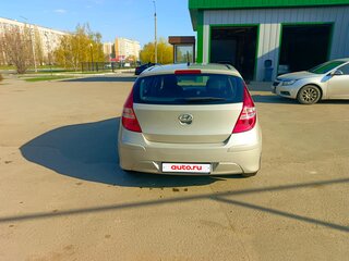 2010 Hyundai i30 I Рестайлинг, бежевый, 660000 рублей, вид 4