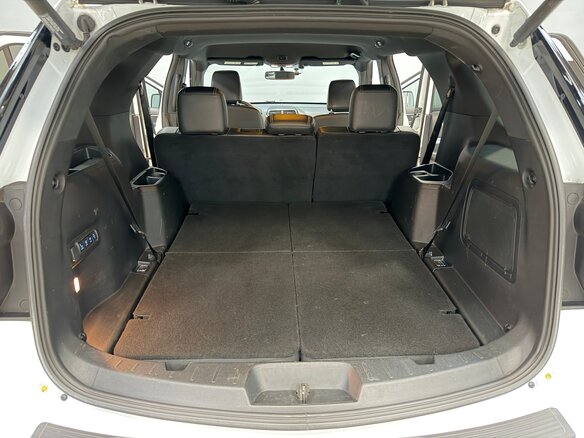 2018 Ford Explorer V Рестайлинг, белый, 3150000 рублей - вид 25
