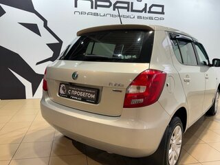 2012 Skoda Fabia II Рестайлинг, серебристый, 629900 рублей, вид 5
