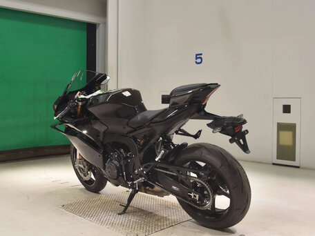 2026 Yamaha YZF-R9, чёрный, 1650000 рублей, вид 2