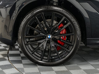 2026 BMW X6 30d III (G06) Рестайлинг, чёрный, 16750000 рублей, вид 3