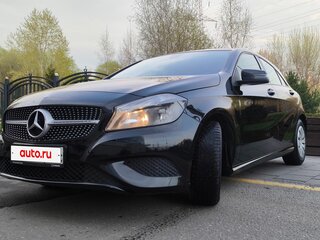 2014 Mercedes-Benz A-Класс 180 III (W176), чёрный, 1200000 рублей, вид 1